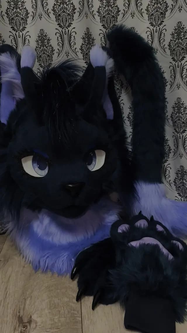 Fursuit paws